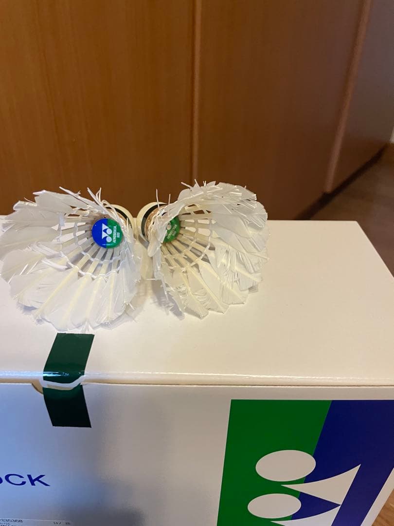 バドミントンシャトル中古エアロセンサ600.500 120球リーニンFA500