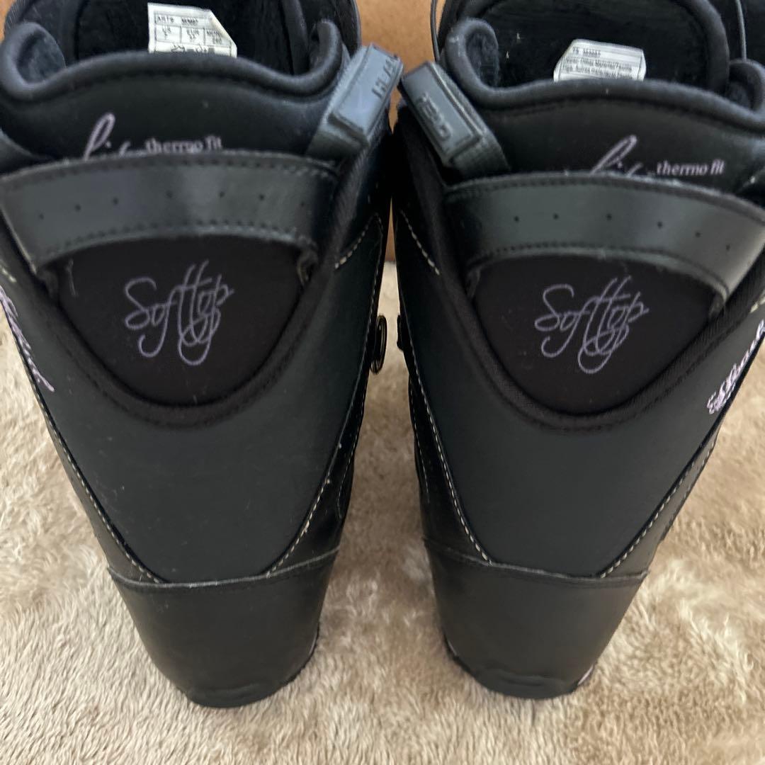 スノーボードブーツ（女性用）24cm