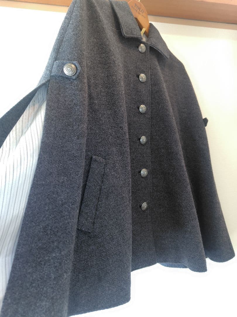 美品★Brooks Brothers ポンチョ ケープコート　ロゴボタン　グレー