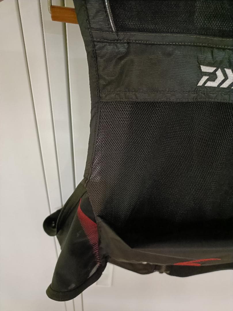 ダイワ スペシャル　バリアテック　ショートメッシュ　鮎ベスト