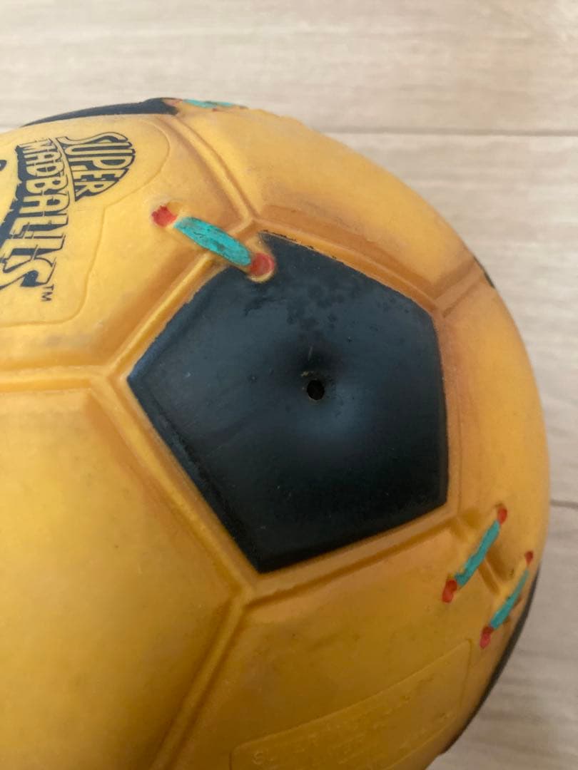 週末セール　スーパーマッドボール　サッカーボール　MADBALLS