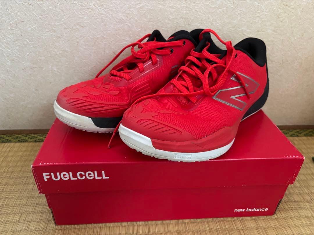 新古品New Balance FuelCell v5テニス26cm オムニ