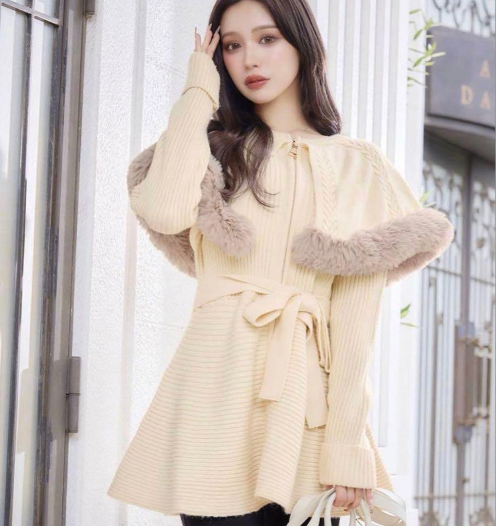 rady ケープニットコート　アイボリー　リボン　ポンチョ　冬服　ケープコート