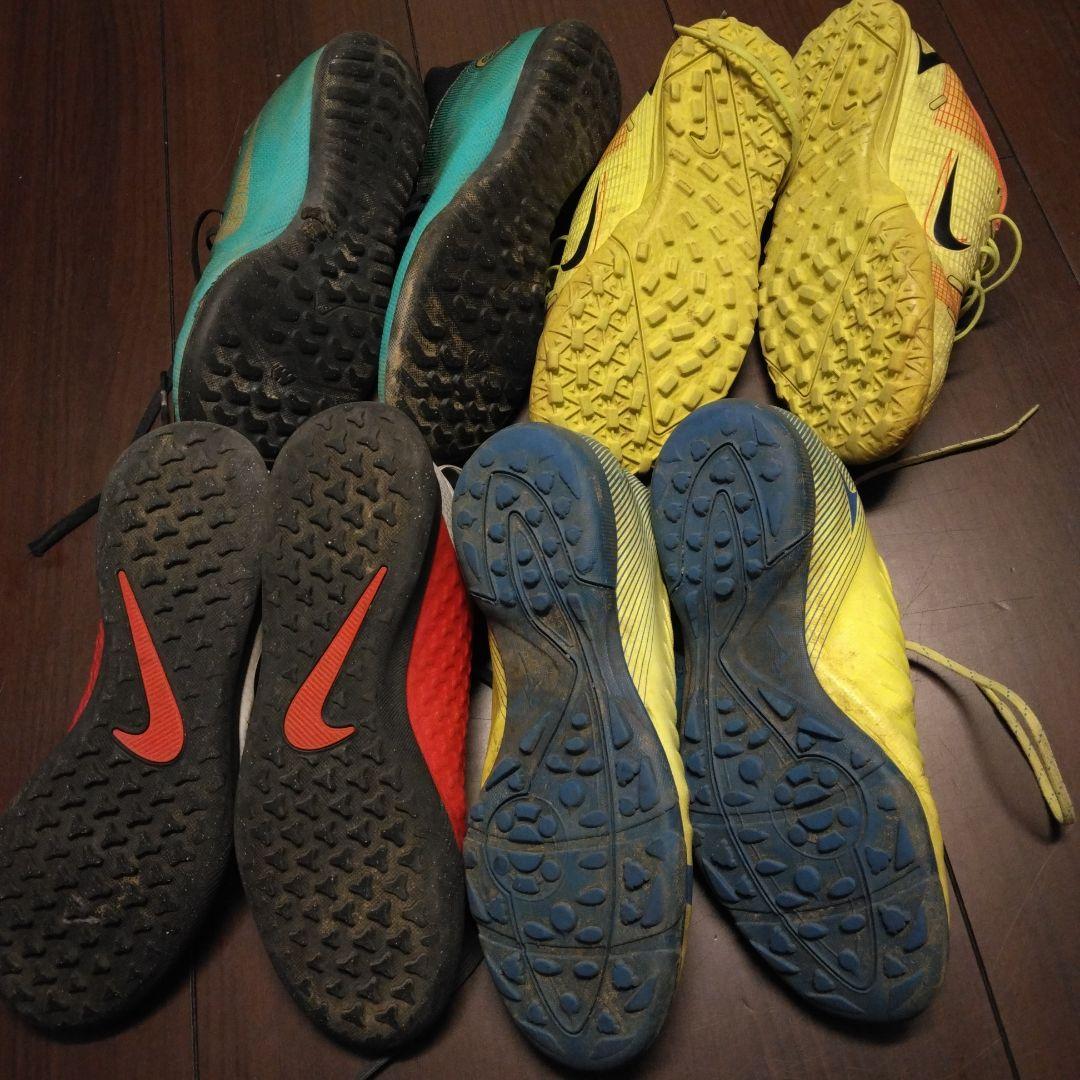 サッカーシューズ　スパイク　トレシュー　ナイキ　アディダス　ミズノ　アシックス