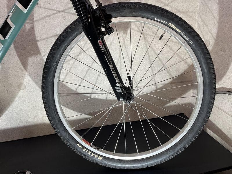 GT i DRIVE 5.0 FOX 26インチ DEORE フルサス　M