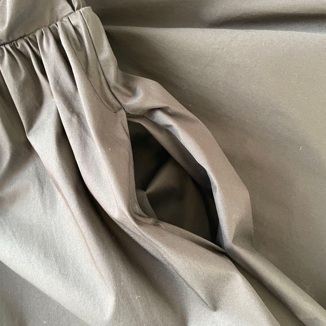 ☆超美品☆DOUDOUドゥドゥ　深Vタンクボリュームワンピース　ブラックFree