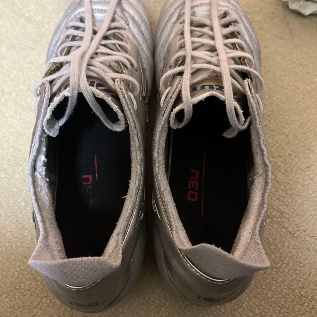 モレリアネオ3 シルバ27cm