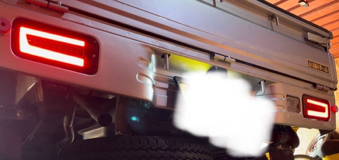 REIZ ライツ　ハイゼット 200 500前期用スモークテール　シーケンシャル