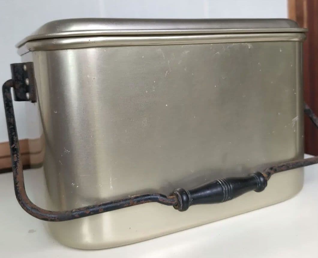 ツールボックス　　金属製　　ブロカント