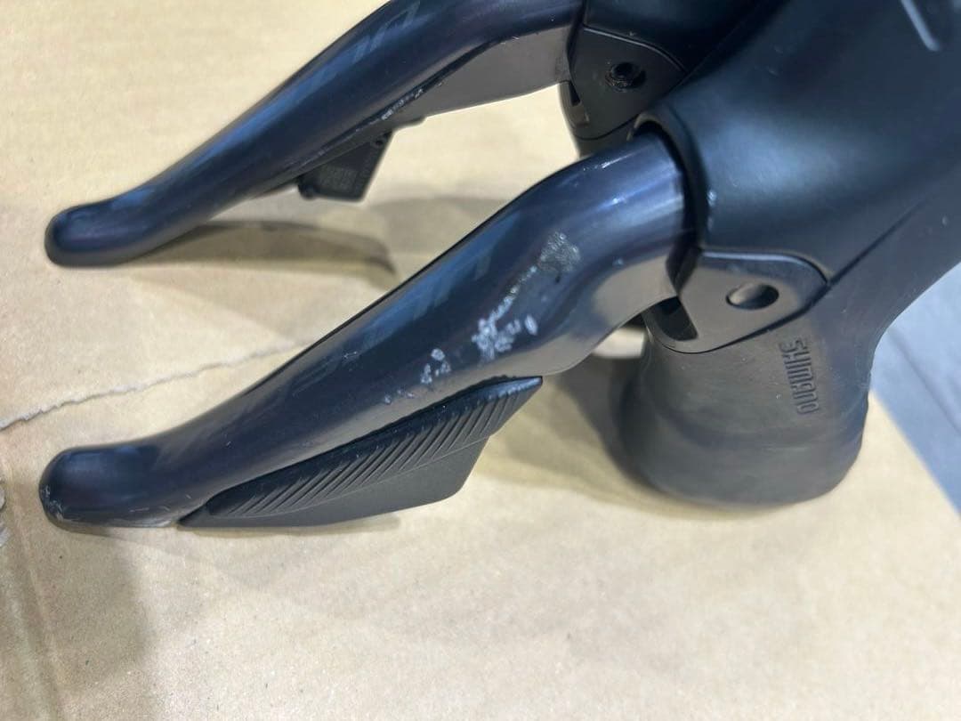 SHIMANO ULTEGRA Di2 8100 2x12速 コンポセット