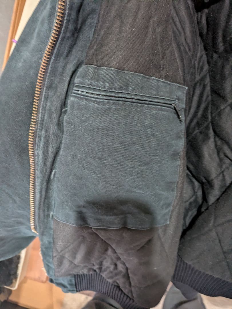 フ*️様 Carhartt アクティブジャケット made in USA